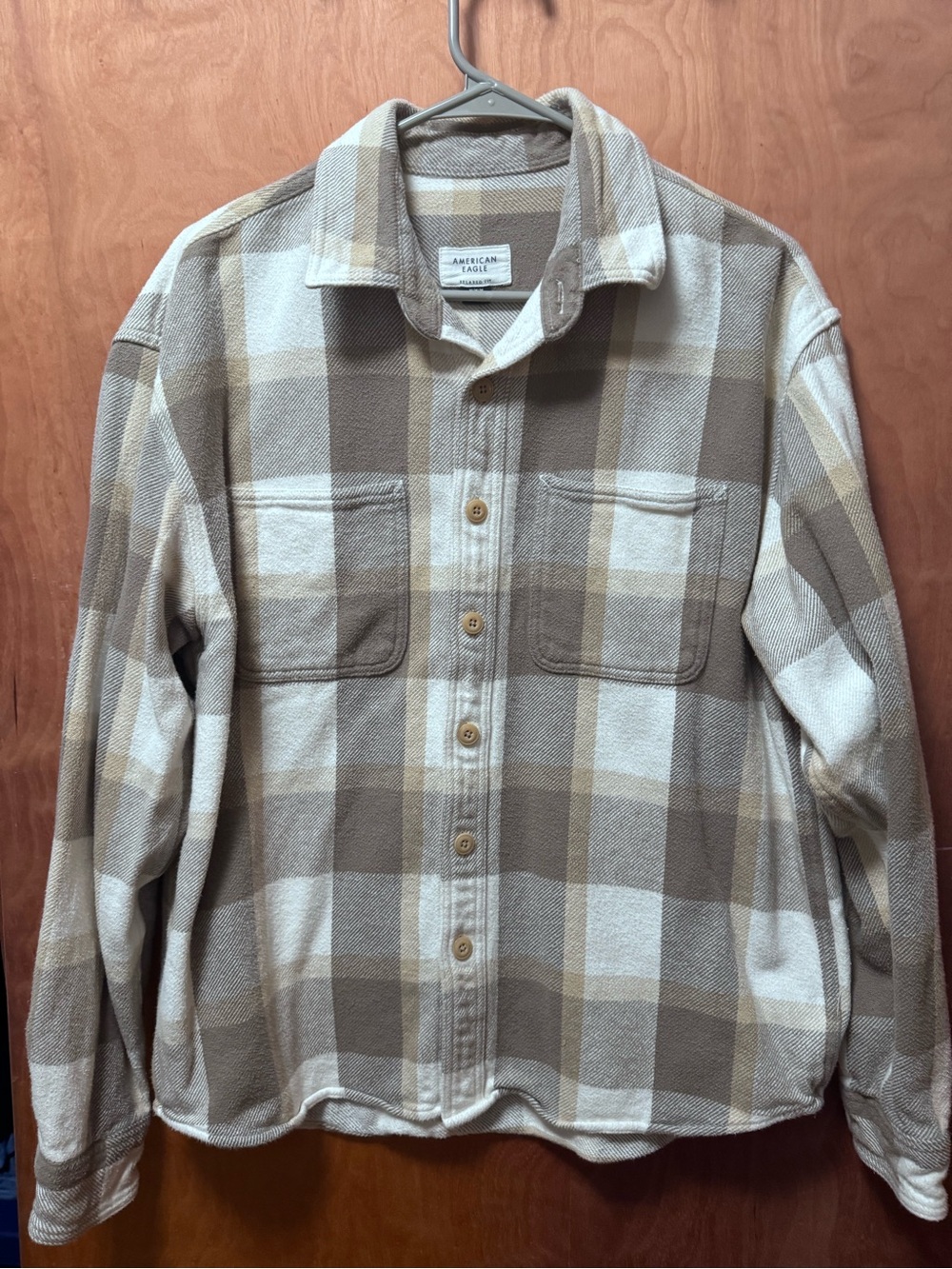 American Eagle Outfitters Beige & Cream Plaid Flannel size medium